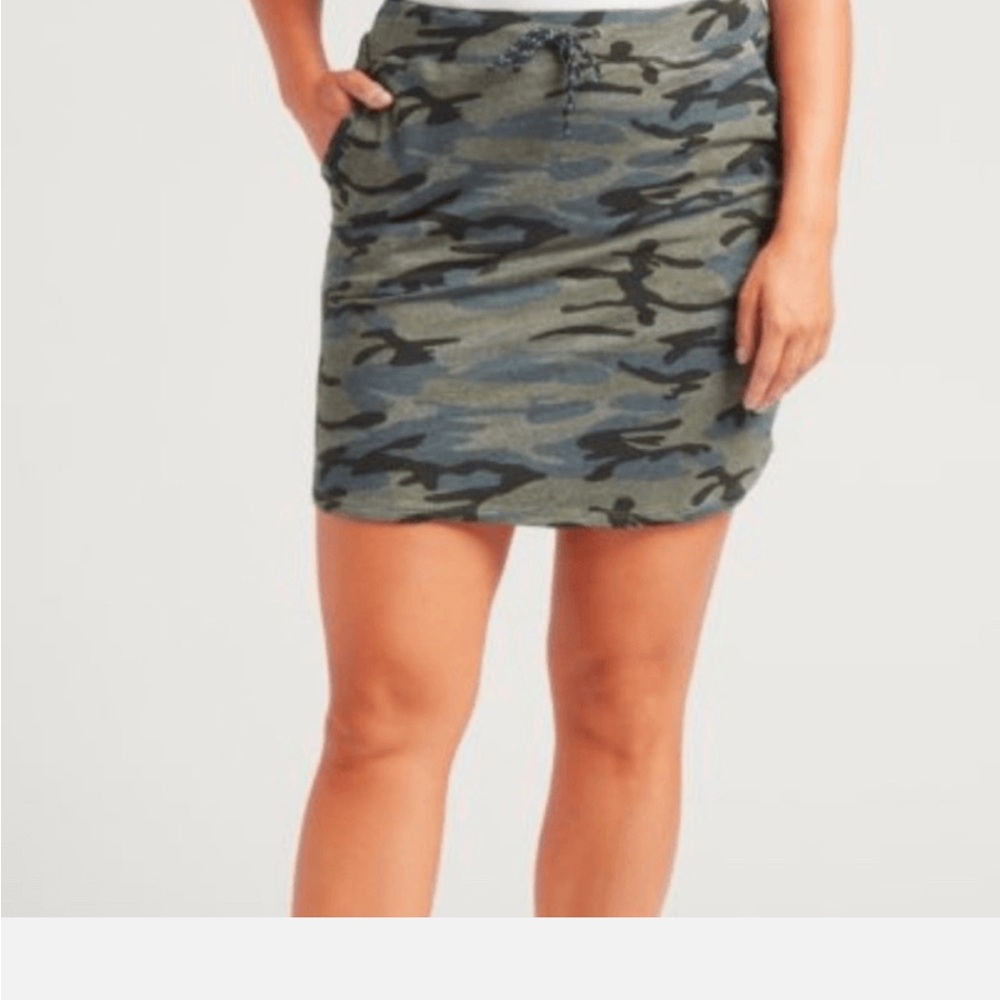 Sundry Camo Print Skirt